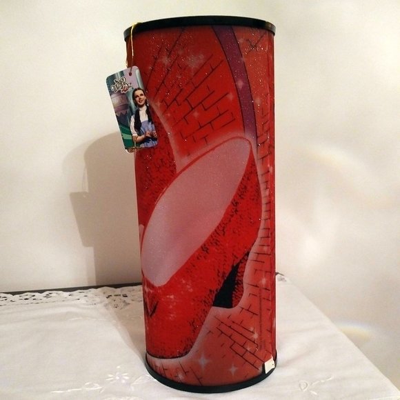 Wizard of Oz Ruby Shoes Nightlight BNIB - Picture 12 of 14